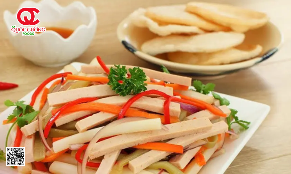 Chả lụa và gỏi